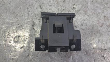 Кнопка открывания лючка бензобака Nissan Tiida C11 MR18DE Кнопка открывания лючка бензобака Nissan Tiida C11 MR18DE