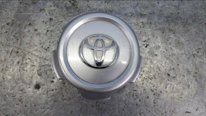 Запчасть заглушка колесного диска Toyota Land Cruiser