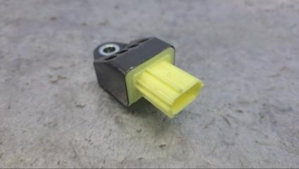 Запчасть датчик air bag Lexus ES250 2016