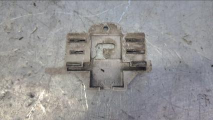 Запчасть кронштейн Mazda Mazda3 2010