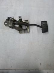 Педаль тормоза TOYOTA HILUX SURF 2001.07