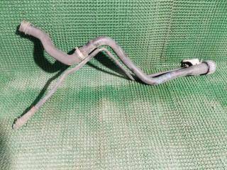 Заливная горловина топливного бака TOYOTA CROWN