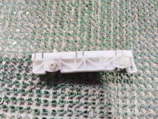 Запчасть крепление бампера заднее правое MITSUBISHI OUTLANDER