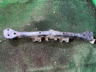 Запчасть балка под кпп VOLKSWAGEN TOUAREG