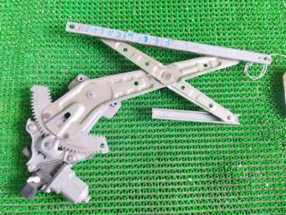 Стеклоподъемник задний левый MITSUBISHI DELICA D:5