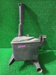 Бачок омывателя TOYOTA CROWN