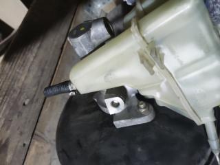 Главный тормозной цилиндр X5 2001 E53 M54