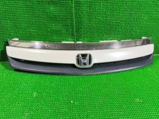 Решетка радиатора HONDA STREAM 2005