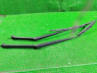 Держатель дворника NISSAN SERENA контрактная Держатель дворника NISSAN SERENA