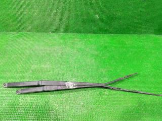 Держатель дворника NISSAN SERENA контрактная Держатель дворника NISSAN SERENA