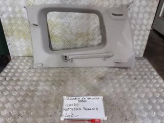 Запчасть обшивка багажника правая Mitsubishi Pajero 4 2011