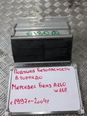 Запчасть подушка безопасности в торпедо Mercedes-Benz A160 1997-2004