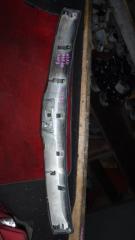 Планка на капот TOYOTA NOAH ZRR70 3ZR 3 ракурс