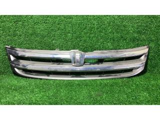 Решетка радиатора TOYOTA ISIS ANM10 2MOD 1 ракурс
