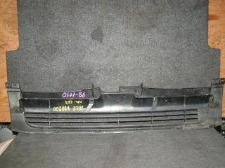 Решетка радиатора TOYOTA HIACE KDH200 5311126340 2 ракурс