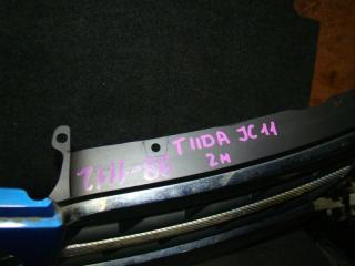 Решетка радиатора NISSAN TIIDA C11 2MOD 2 ракурс