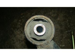 Подушка редуктора передняя NISSAN DATSUN BMD21 TD27 3 ракурс