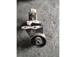 Подушка NISSAN CARAVAN VPE25 KA20 3 ракурс