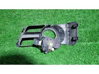 Туманка правая передняя NISSAN CARAVAN E25 029065 3 ракурс