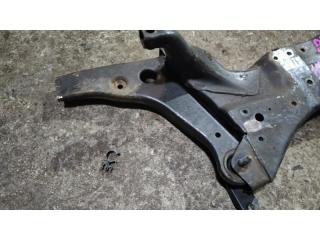 Балка под двс передняя MITSUBISHI DION CR6W 4G94 4wd 2 ракурс Балка под двс передняя MITSUBISHI DION CR6W 4G94 4wd 2 ракурс