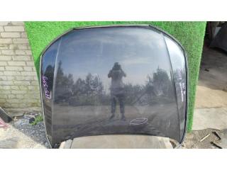 Запчасть Капот  AUDI A4  Контрактный Цвет: ЧЕРНЫЙ   ЦАРАПИНЫ.