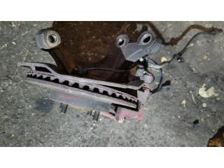 Ступица правая передняя TOYOTA VITZ NSP135 2 ракурс