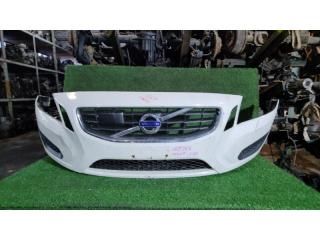 Запчасть бампер передний VOLVO V60 2011