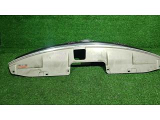 Решетка радиатора NISSAN ELGRAND E52 623121JB0 2 ракурс