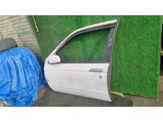 Дверь левая передняя NISSAN BLUEBIRD U14 3 ракурс