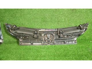 Решетка радиатора HONDA STEPWGN RK5 SPADA 3 ракурс