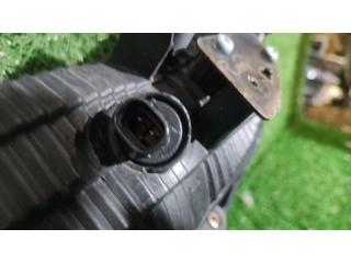 Решетка радиатора HONDA STEPWGN RK5 SPADA 5 ракурс