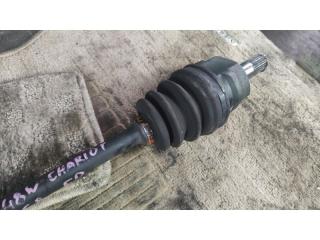 Привод правый передний MITSUBISHI CHARIOT N48W 4D68 3 ракурс