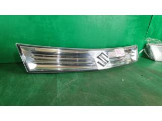 Решетка радиатора SUZUKI PALETTE MK21S 72110-82K30-1 2 ракурс