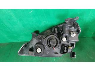Фара правая передняя SUZUKI AERIO RA21S 100-32662 4 ракурс Фара правая передняя SUZUKI AERIO RA21S 100-32662 4 ракурс