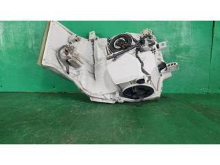 Фара левая передняя TOYOTA HIACE KDH200, KDH201, KDH202, KDH203, KDH205, KDH206, KDH211, KDH212, KDH213, KDH220, KDH221, KDH222, KDH2 26-137 4 ракурс
