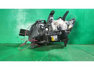 Фара правая передняя TOYOTA BB QNC20, QNC25 B1-2 4 ракурс