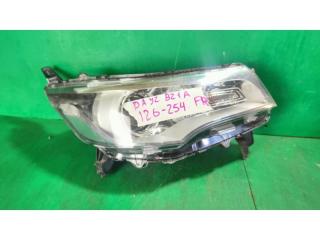 Фара правая передняя NISSAN DAYZ B21W W1048 1 ракурс