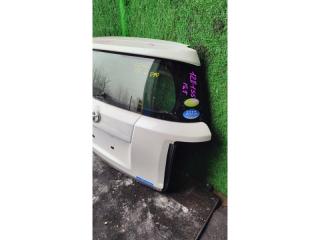 Дверь 5-я TOYOTA IST NCP110 3 ракурс