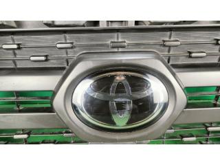 Решетка радиатора TOYOTA RAV4 MXAA54 53111-42220 4 ракурс Решетка радиатора TOYOTA RAV4 MXAA54 53111-42220 4 ракурс