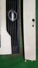 Решетка радиатора NISSAN ATLAS F24 62320MA000 4 ракурс