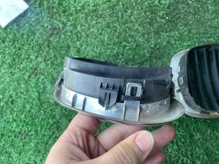 Решетка радиатора BMW 5-SERIES E39 81593130 5 ракурс Решетка радиатора BMW 5-SERIES E39 81593130 5 ракурс