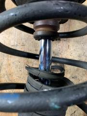 Стойка правая передняя TOYOTA PRIUS ALPHA ZVW40 4851047232 4 ракурс