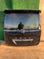 Дверь 5-я TOYOTA VOXY AZR60 1 ракурс