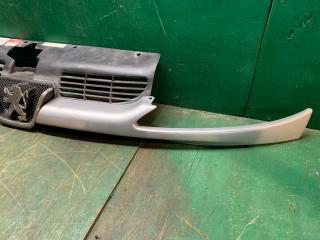 Решетка радиатора PEUGEOT 206 2D 96495663 9628691277 3 ракурс