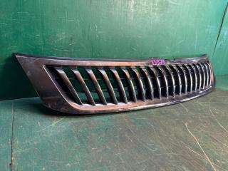 Решетка радиатора TOYOTA ISIS ANM15 Y0842344200 2 ракурс