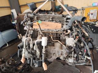 Двигатель TOYOTA NOAH AZR65 1AZ 1900028330 5 ракурс