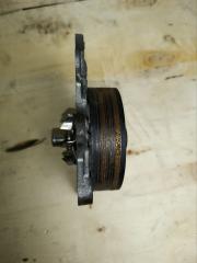 Помпа TOYOTA VOXY ZRR80 3ZR 2 ракурс Помпа TOYOTA VOXY ZRR80 3ZR 2 ракурс