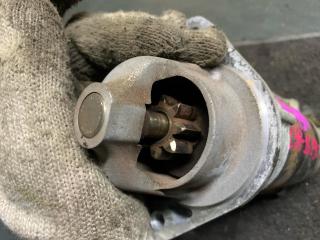 Стартер SUZUKI SWIFT HT51S M13A 3110080G0 3 ракурс