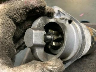 Стартер SUZUKI SX4 YB11S M15A 3110063J0 3 ракурс