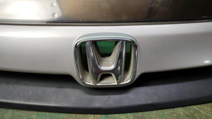 Решетка радиатора HONDA STREAM RN2 71121-S7A-J0-M1 4 ракурс Решетка радиатора HONDA STREAM RN2 71121-S7A-J0-M1 4 ракурс